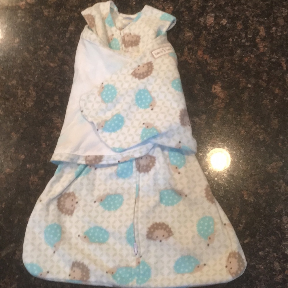 Halo fleece sleepsack swaddle hedgehog pattern